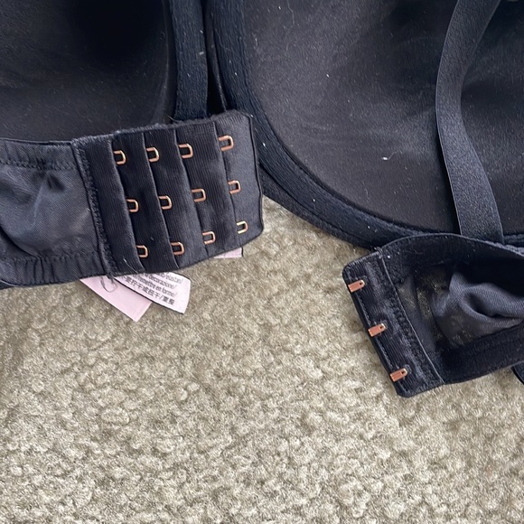 Victoria’s Secret floral lined Demi bra - Picture 3 of 4